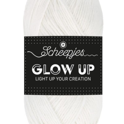 White yarn skein